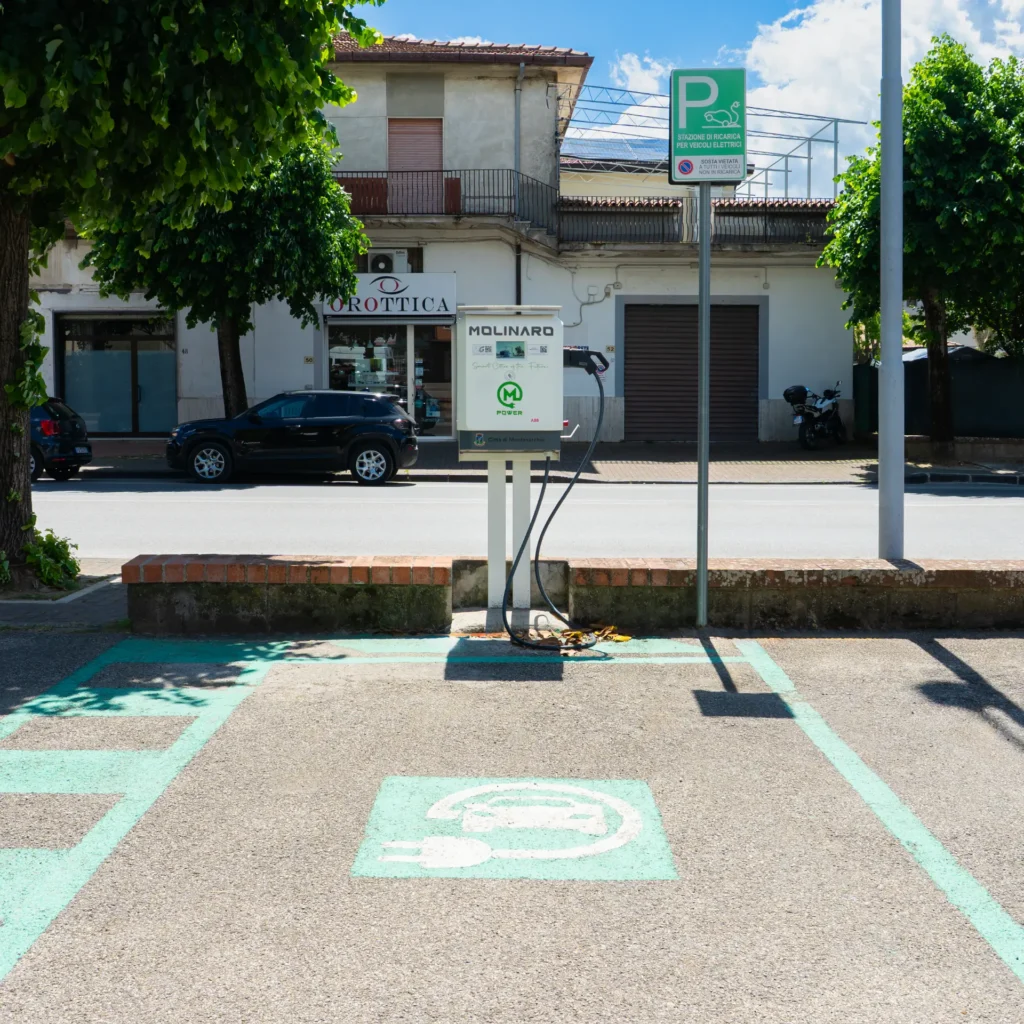 Via Napoli 2